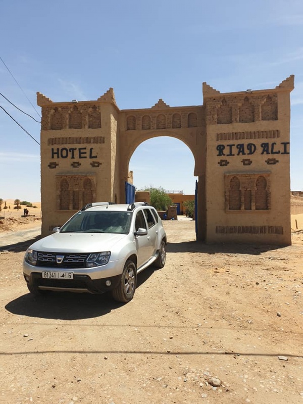 Leaving the beautiful Hotel Ali in Merzouga